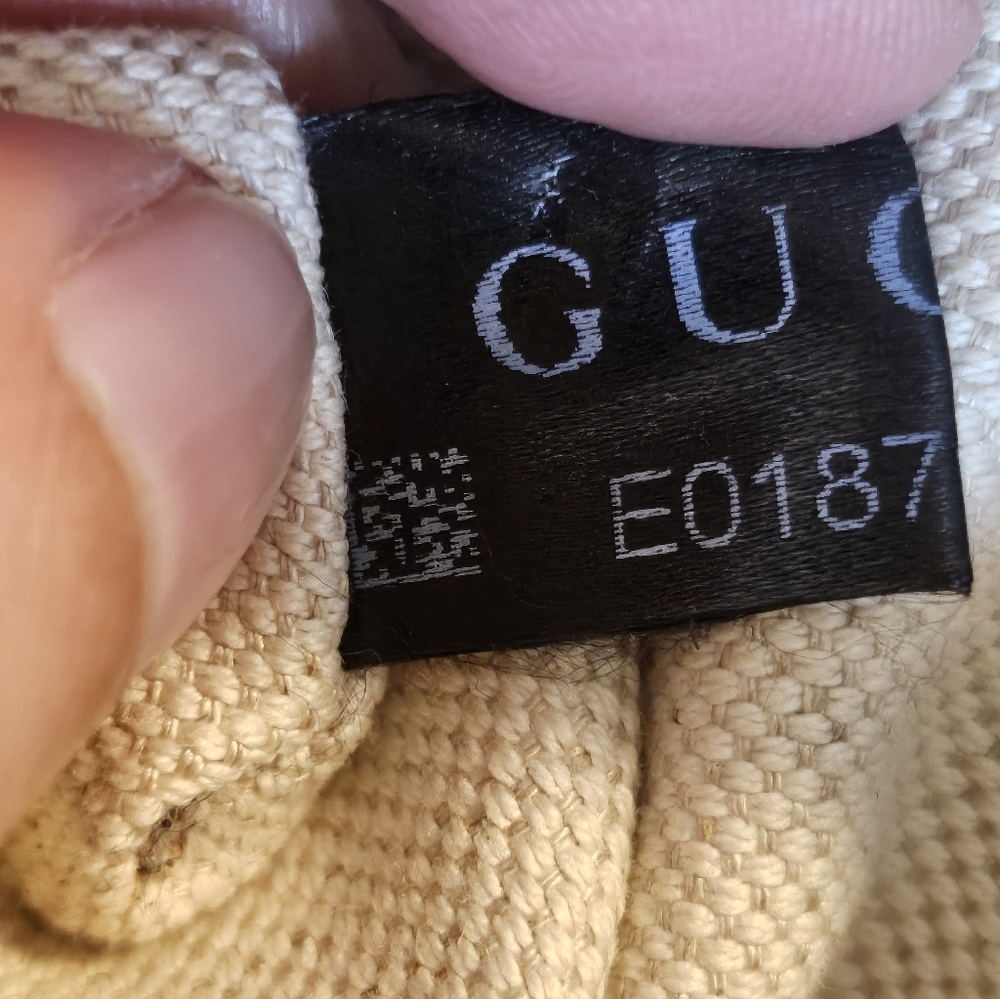Authentic Gucci Medium Canvas GG Crossbody Bag - Picture 16 of 16